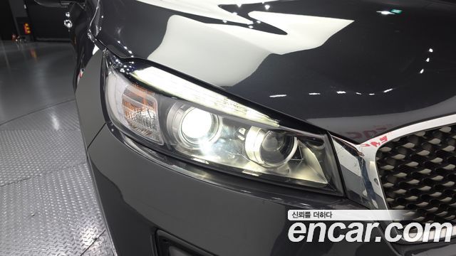 Kia Sorento 2016 — photo 8