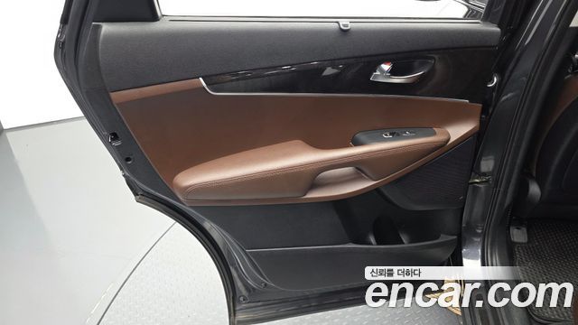 Kia Sorento 2016 — photo 15