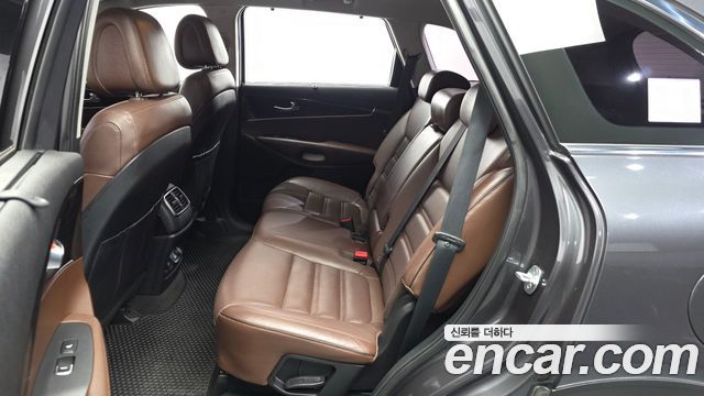 Kia Sorento 2016 — photo 16
