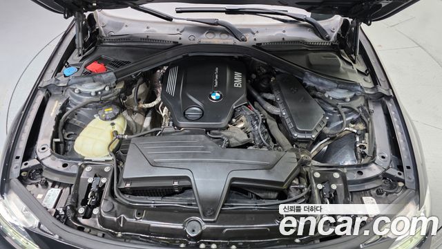BMW 3-Series 2017 — photo 6