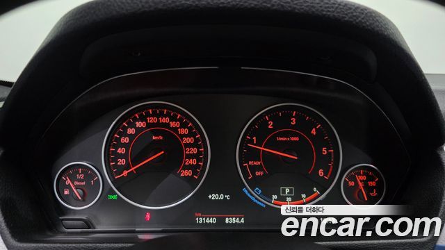 BMW 3-Series 2017 — photo 8