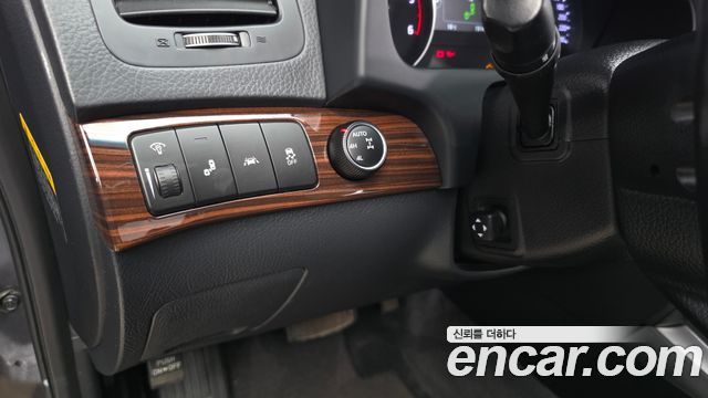 Kia Mohave 2018 — photo 29