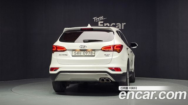 Hyundai Santafe 2016 — photo 4