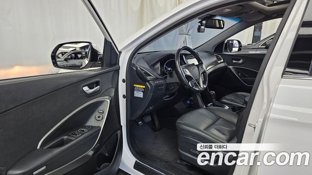 Hyundai Santafe 2016 — photo 10