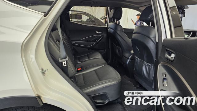 Hyundai Santafe 2016 — photo 12