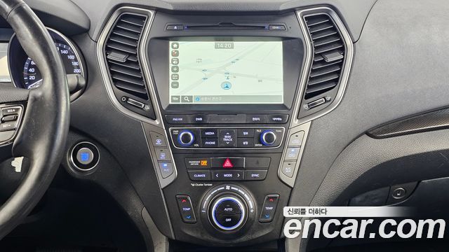 Hyundai Santafe 2016 — photo 14