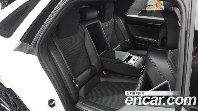Hyundai Grandeur 2023 — photo 17