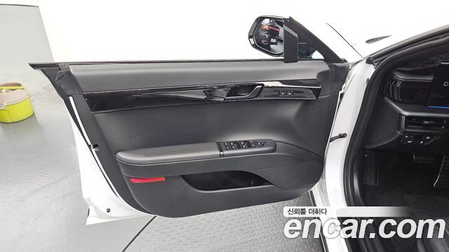 Hyundai Grandeur 2023 — photo 14