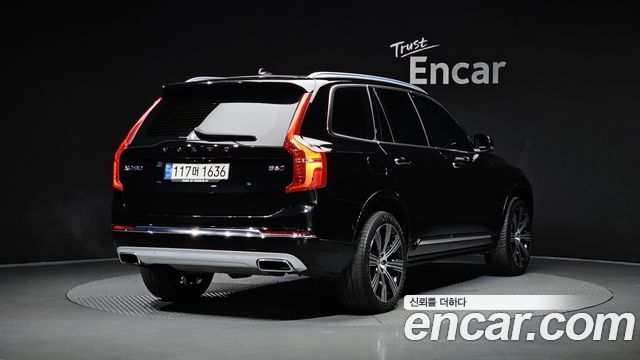 Volvo XC90 2021 — photo 2