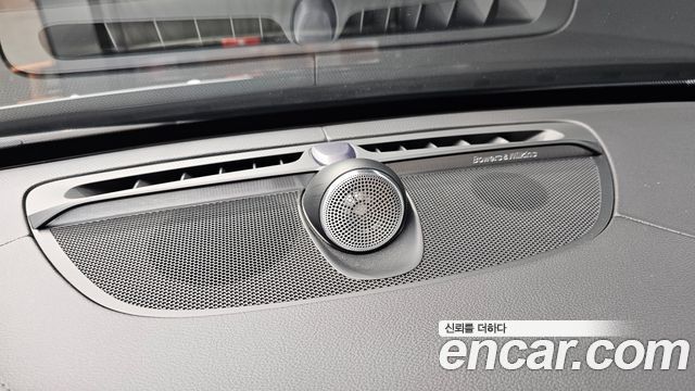 Volvo XC90 2021 — photo 38