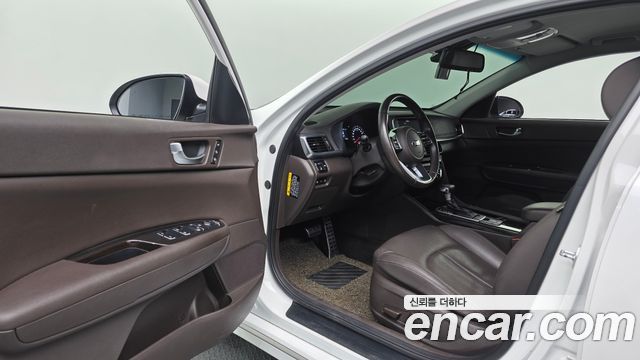 Kia K5 2020 — photo 13