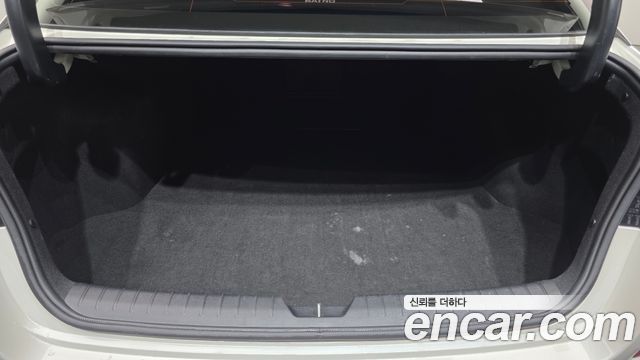 Kia K5 2020 — photo 32