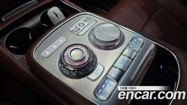 Genesis G90 2022 — photo 9