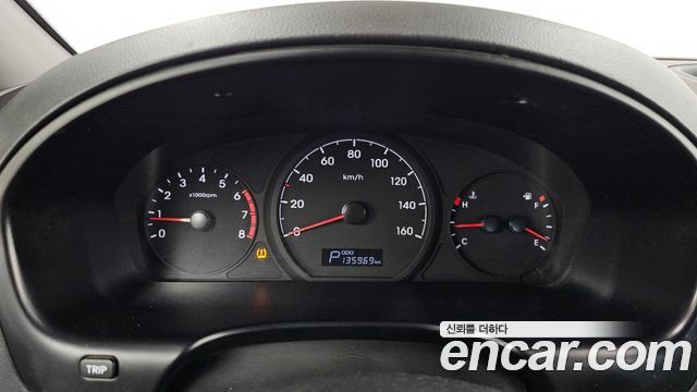 Hyundai Starex 2019 — photo 11