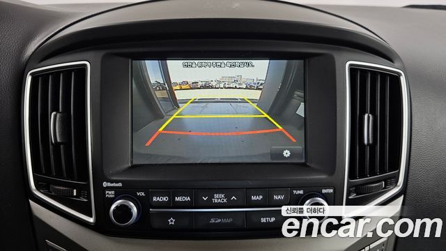 Hyundai Starex 2019 — photo 23