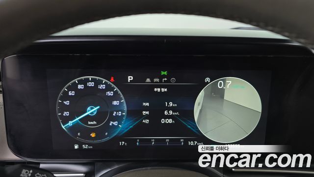 Kia Canival 2021 — photo 8