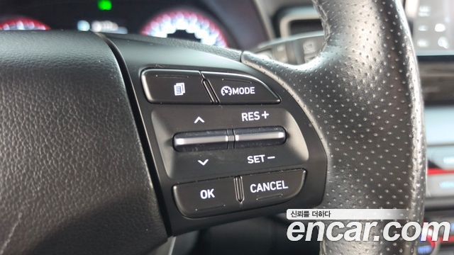 Hyundai Veloster 2018 — photo 22
