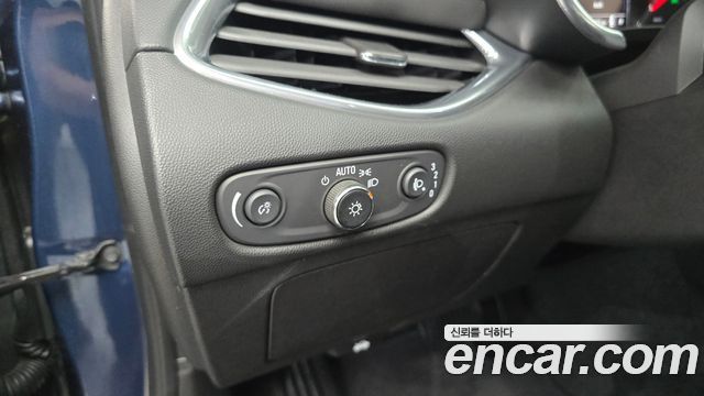 Chevrolet Korea Malibu 2019 — photo 24