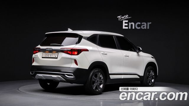 Kia Seltos 2023 — photo 2