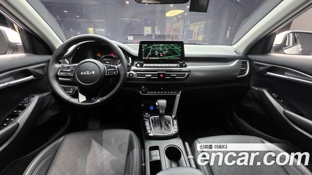 Kia Seltos 2023 — photo 10