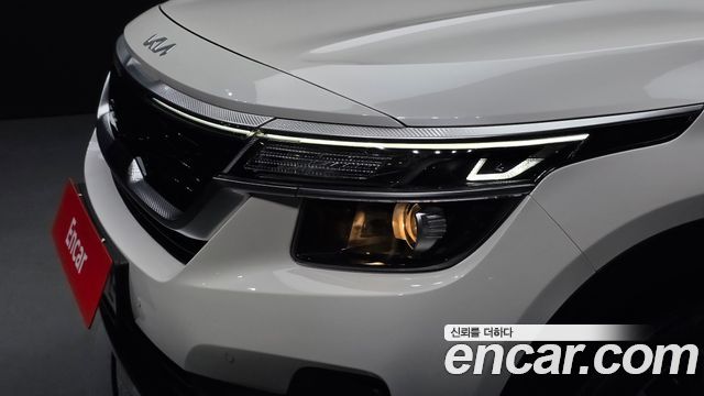Kia Seltos 2023 — photo 8