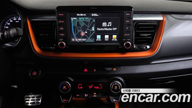Kia Stonic 2018 — photo 19