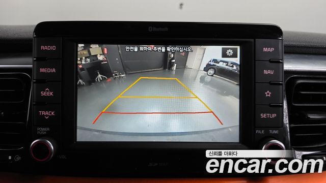Kia Stonic 2018 — photo 21