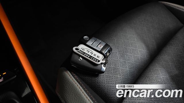 Kia Stonic 2018 — photo 22