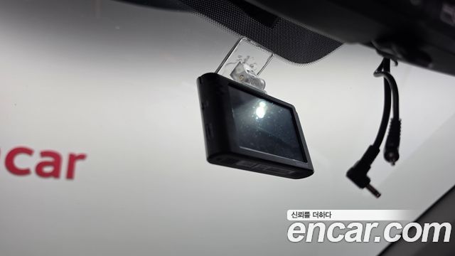 Kia Stonic 2018 — photo 26