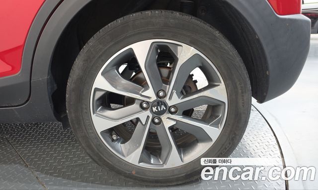 Kia Stonic 2018 — photo 7