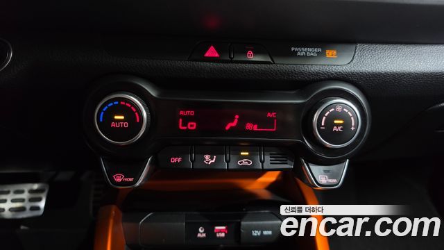 Kia Stonic 2018 — photo 31