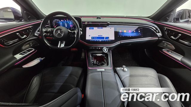 Mercedes-Benz E-Class 2024 — photo 10