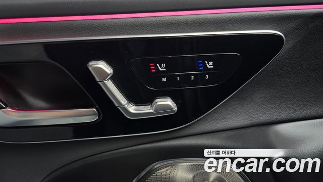 Mercedes-Benz E-Class 2024 — photo 30
