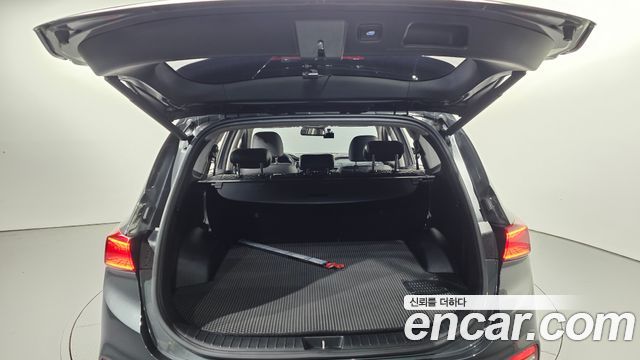Hyundai Santafe 2019 — photo 20