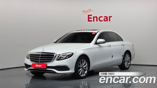Mercedes-Benz E-Class 2019 — photo 1