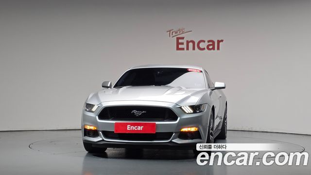 Ford Mustang 2017 — photo 3