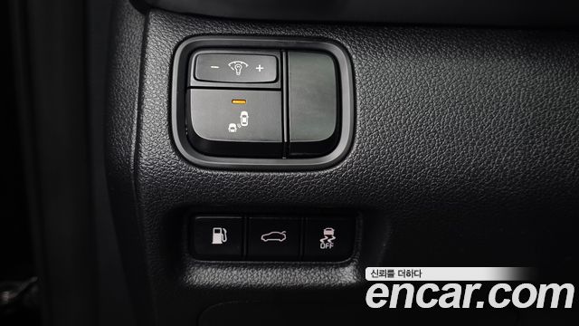 Kia K5 2019 — photo 13
