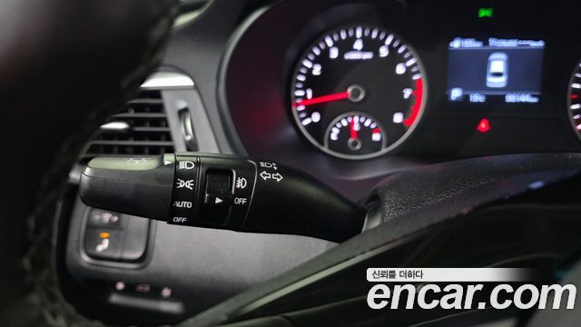 Kia K5 2019 — photo 14
