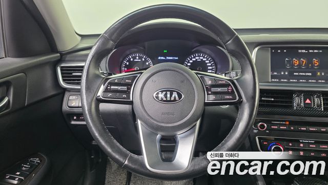 Kia K5 2019 — photo 15