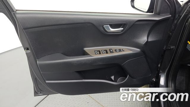 Kia Stonic 2020 — photo 14