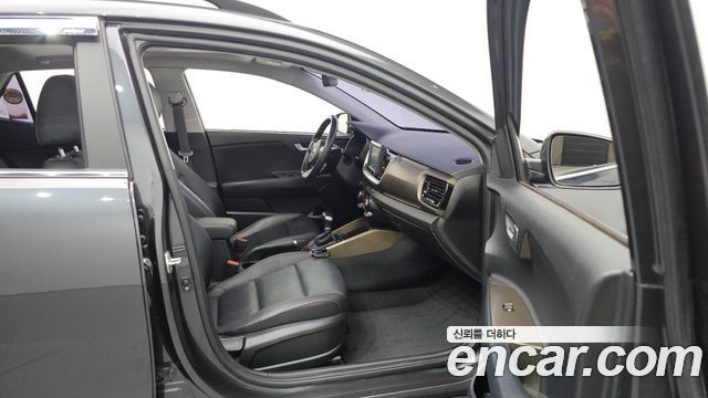 Kia Stonic 2020 — photo 16