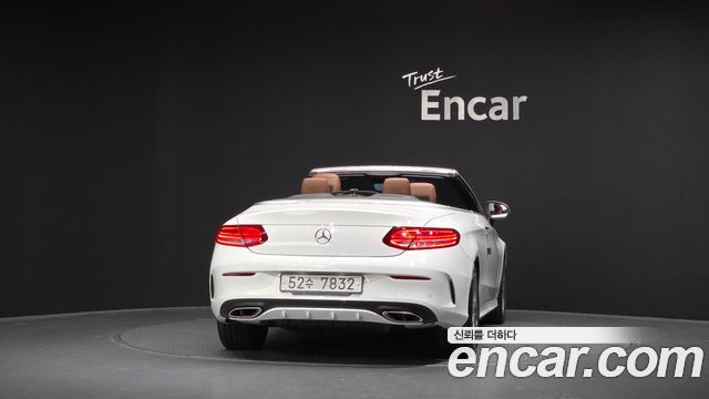 Mercedes-Benz C-Class 2017 — photo 4