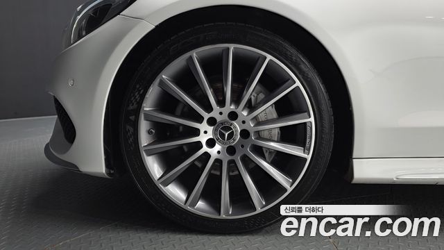 Mercedes-Benz C-Class 2017 — photo 5