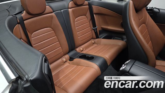 Mercedes-Benz C-Class 2017 — photo 11