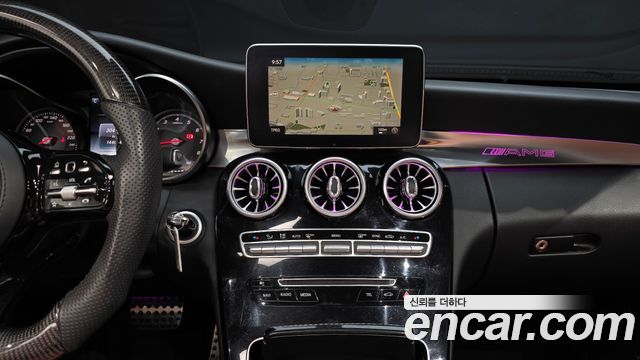 Mercedes-Benz C-Class 2017 — photo 14