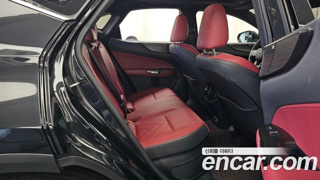 Lexus NX 2025 — photo 18