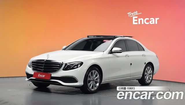 Mercedes-Benz E-Class 2019 — photo 1