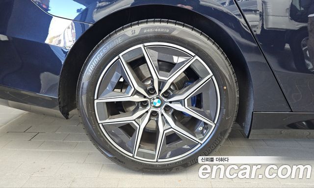 BMW 5-Series 2026 — photo 5
