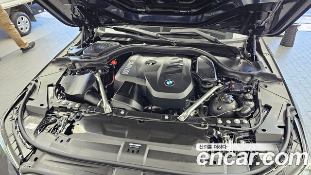 BMW 5-Series 2026 — photo 6