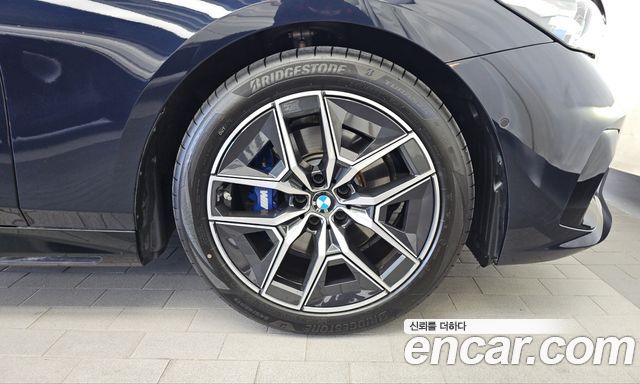 BMW 5-Series 2026 — photo 7